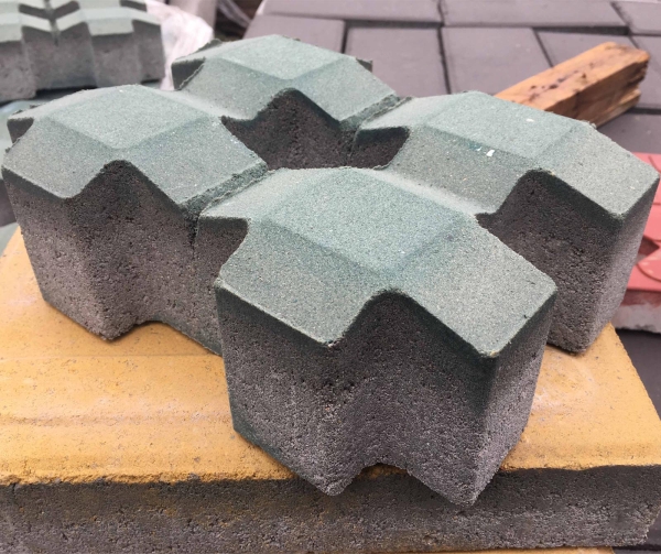 井字植草砖